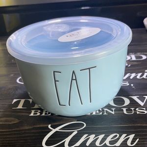 Rae Dunn Bowl with lid